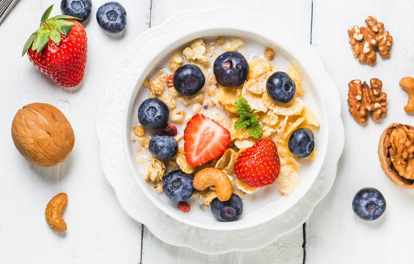 Photo wallpaper food, Breakfast, blueberries, strawberry, muesli, yogurt, walnuts