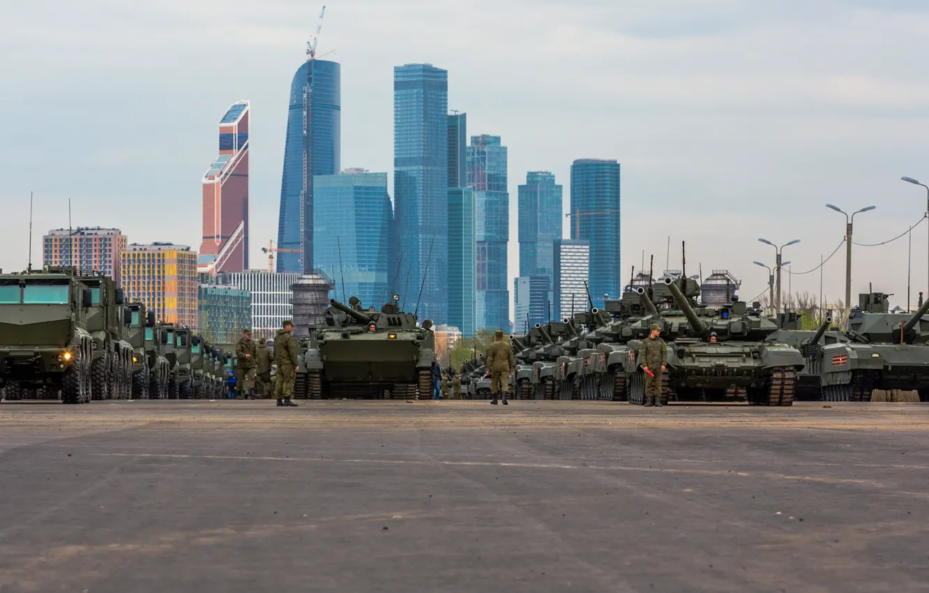 Photo wallpaper Moscow, Skyscraper, Tank, T-90, Parade, May 9, Armata, Rehearsal