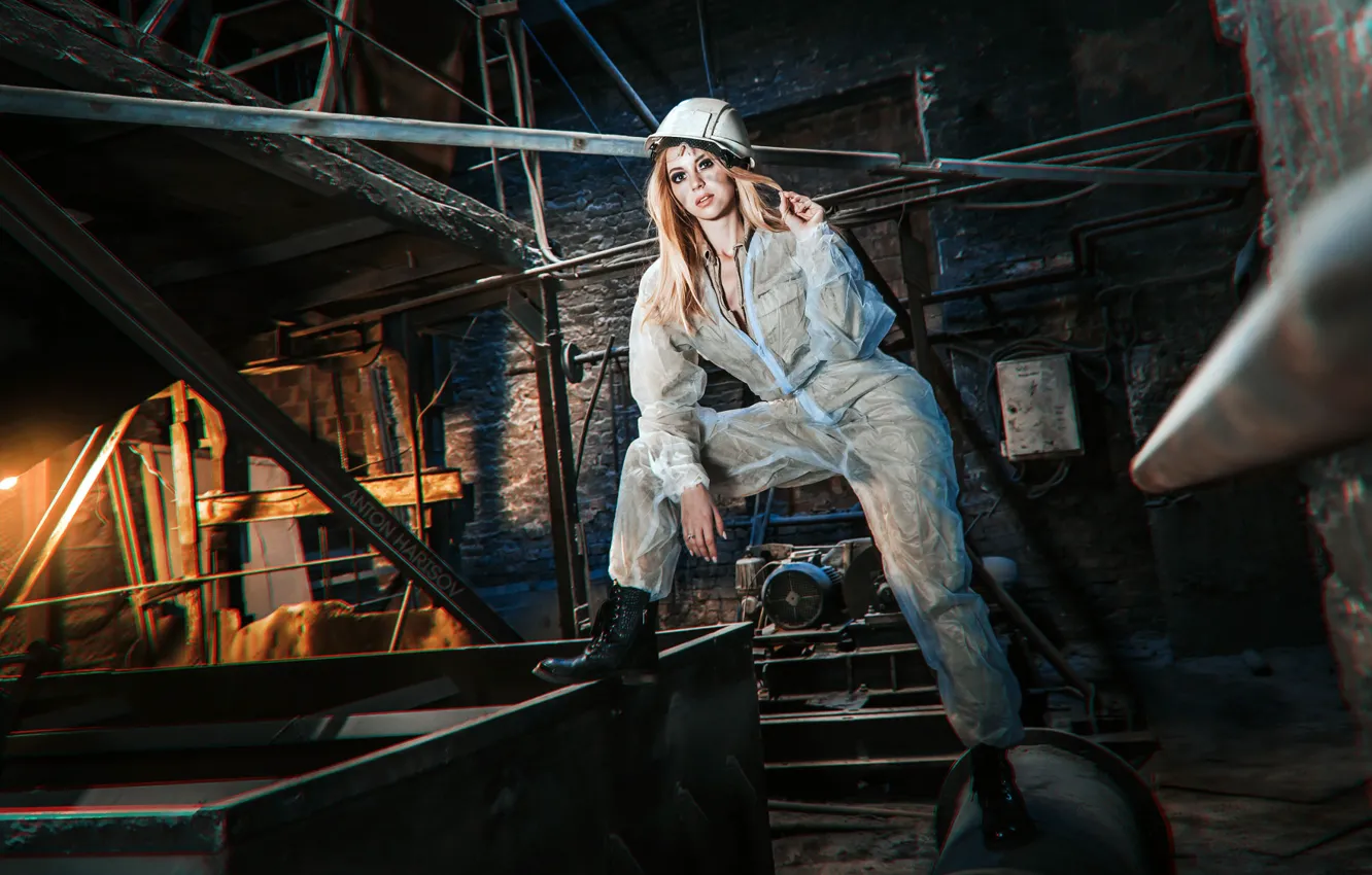 Photo wallpaper sexy, plant, model, portrait, makeup, shoes, hairstyle, blonde