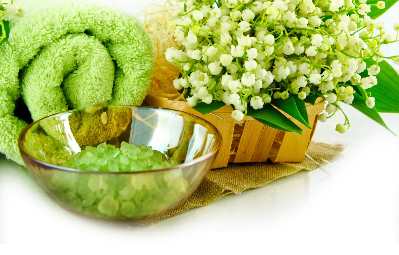 Photo wallpaper towel, lilies of the valley, Spa, sea salt