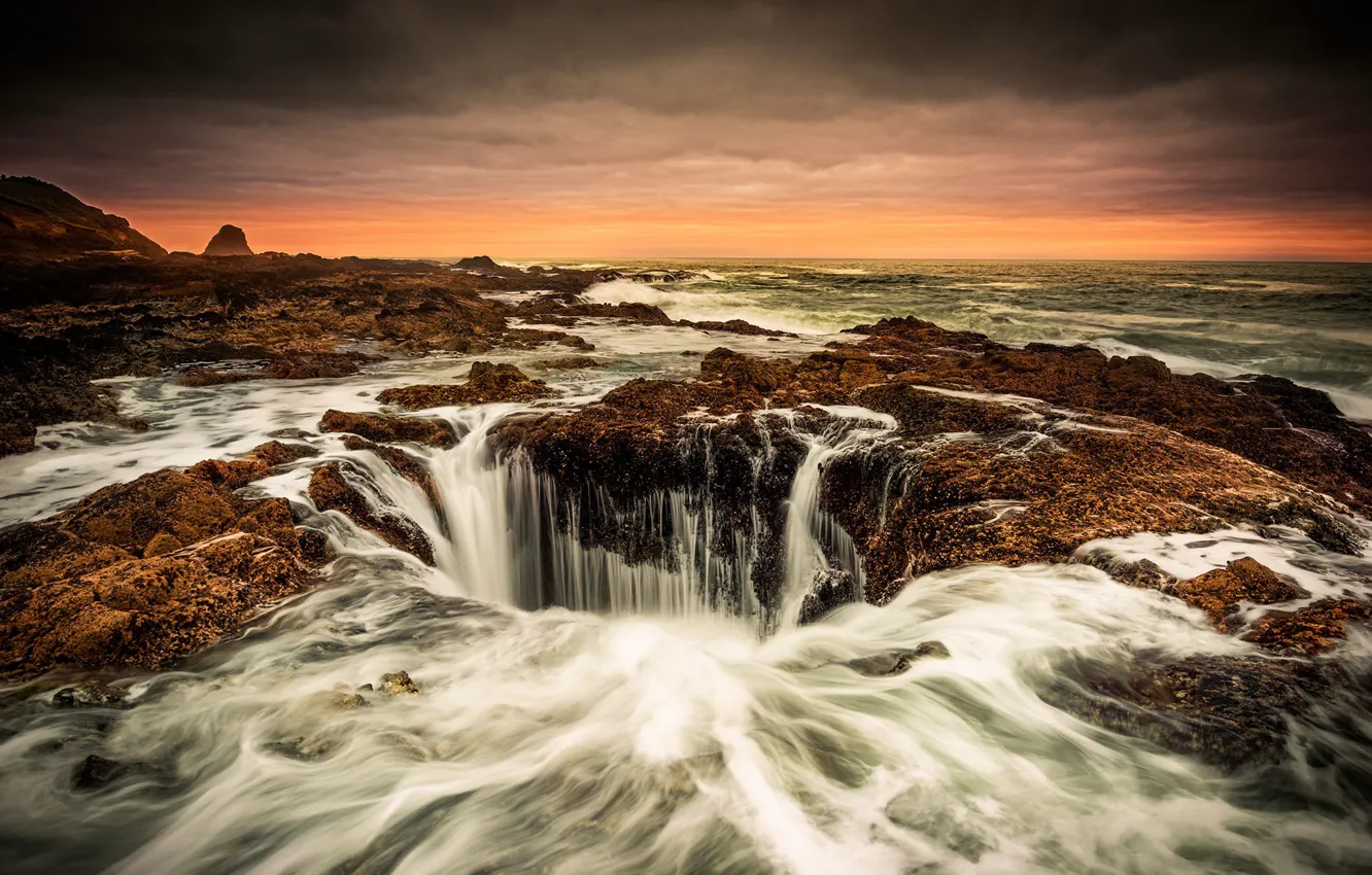 Photo wallpaper Pacific Ocean, Oregon Coast, Thor's Well, blow hole