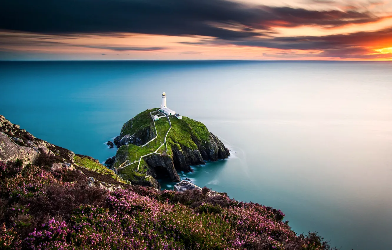 Photo wallpaper lighthouse, Wales, The Irish sea, the rocky island of South Stack