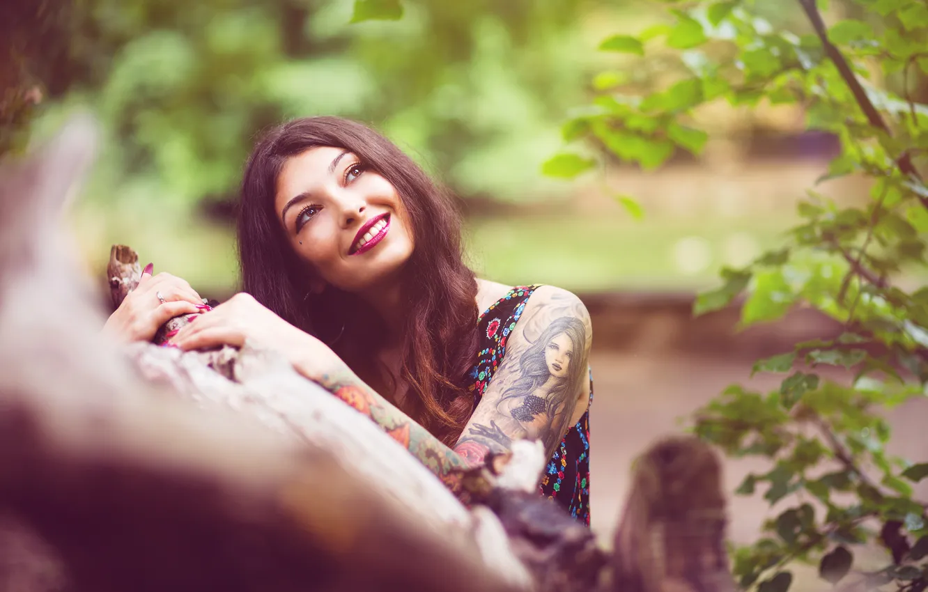 Photo wallpaper girl, smile, tattoo