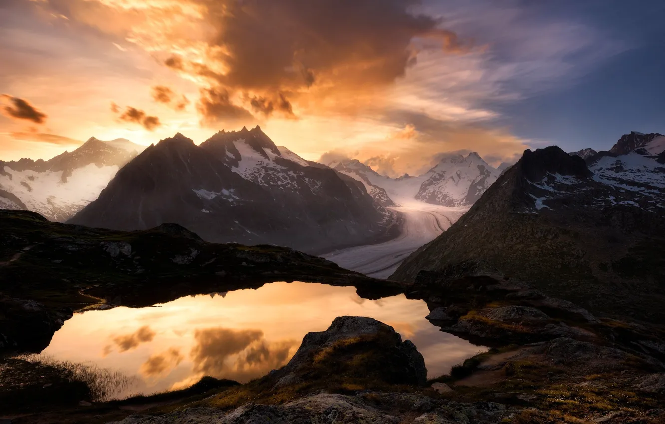Photo wallpaper clouds, mountains, lake, rocks