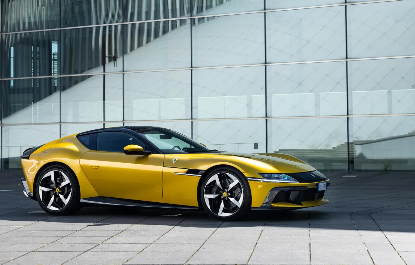 Photo wallpaper 6.5 L, 2024, Italy Car, Ferrari 12Cilindri, V12 Engine, 692 NM, 819 HP