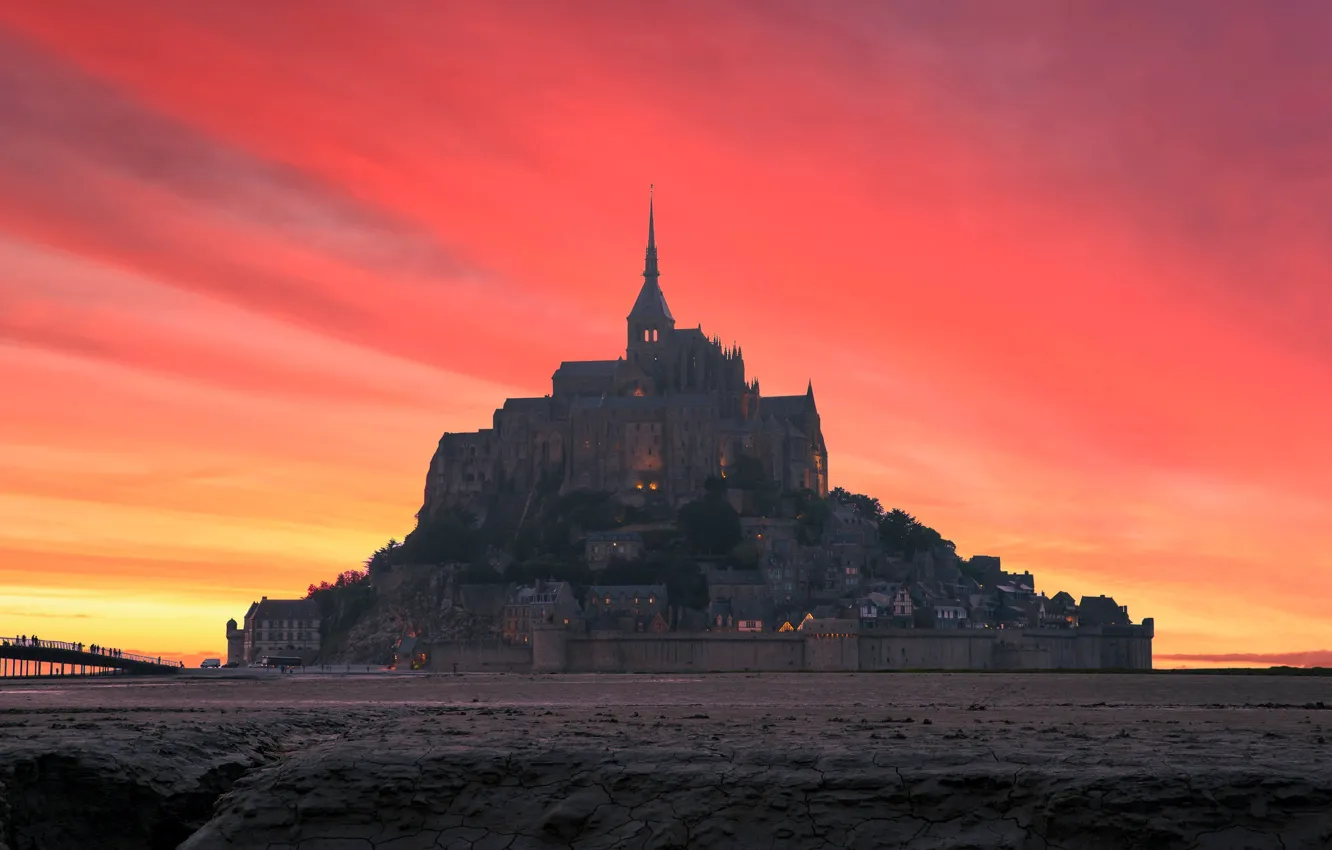 Photo wallpaper the sky, castle, France, glow, The mont Saint Michel