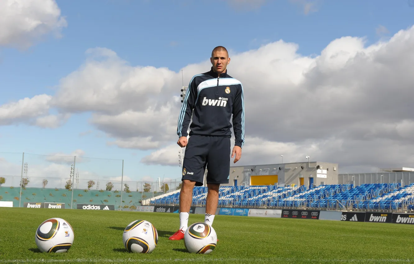 Photo wallpaper Real Madrid, Benzema, Benzema