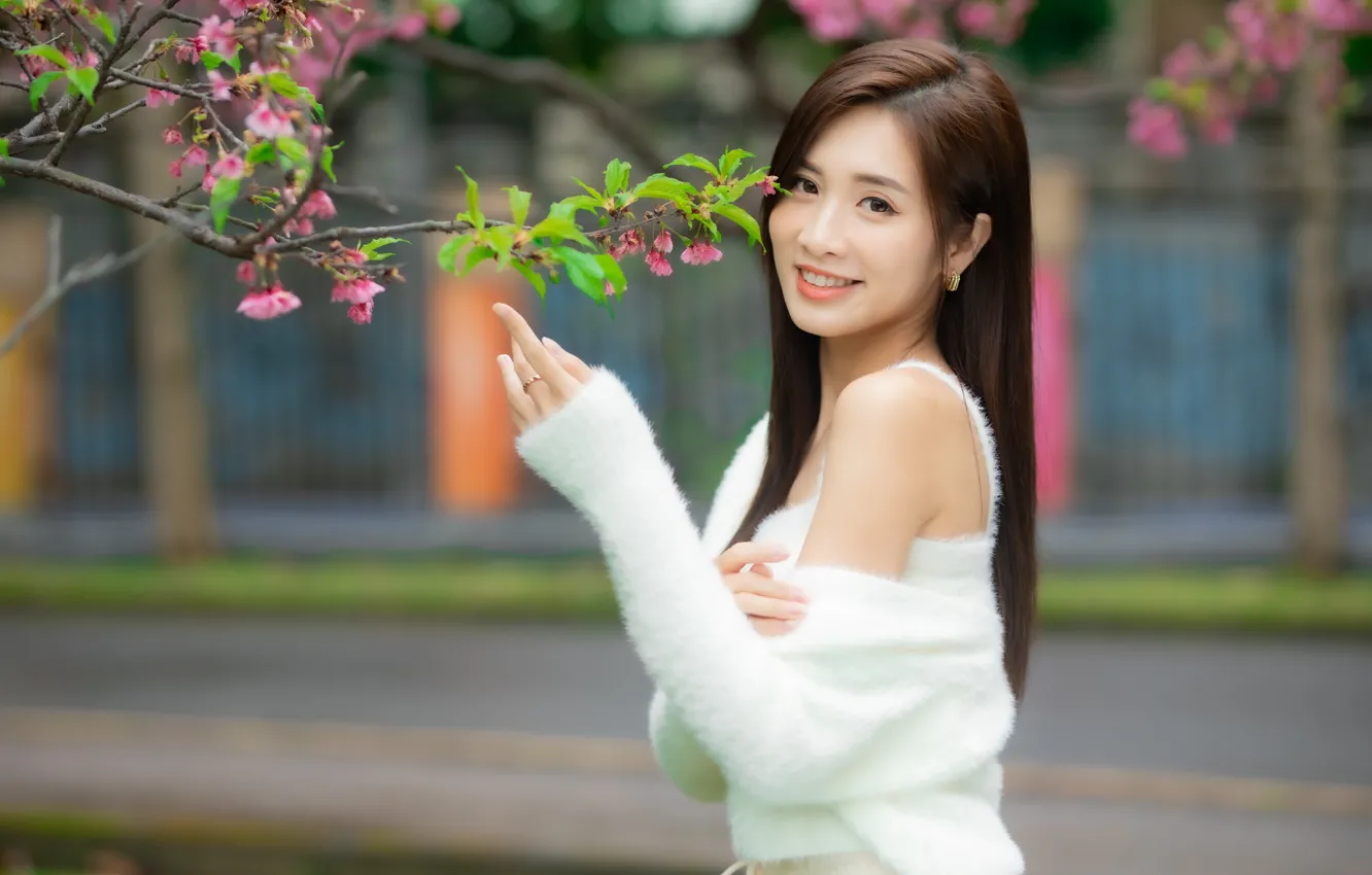 Photo wallpaper look, flowers, branches, pose, model, portrait, hands, makeup