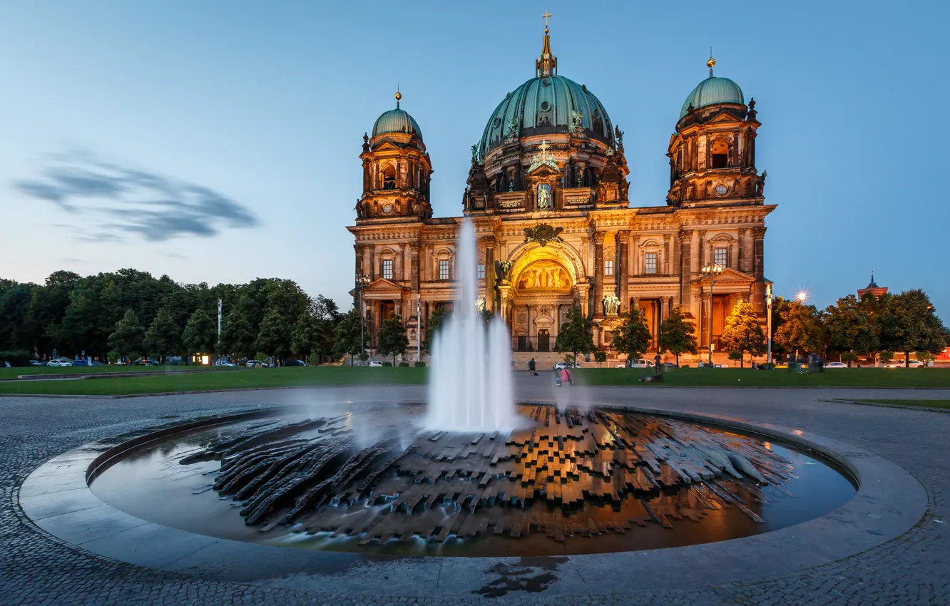 Photo wallpaper the city, people, the evening, Germany, Church, fountain, Germany, Berlin