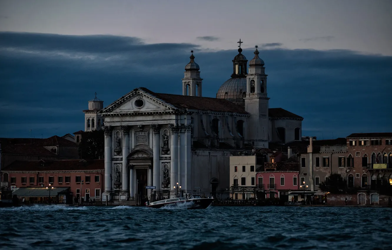 Photo wallpaper the sky, clouds, lights, home, the evening, boat, lights, Italy
