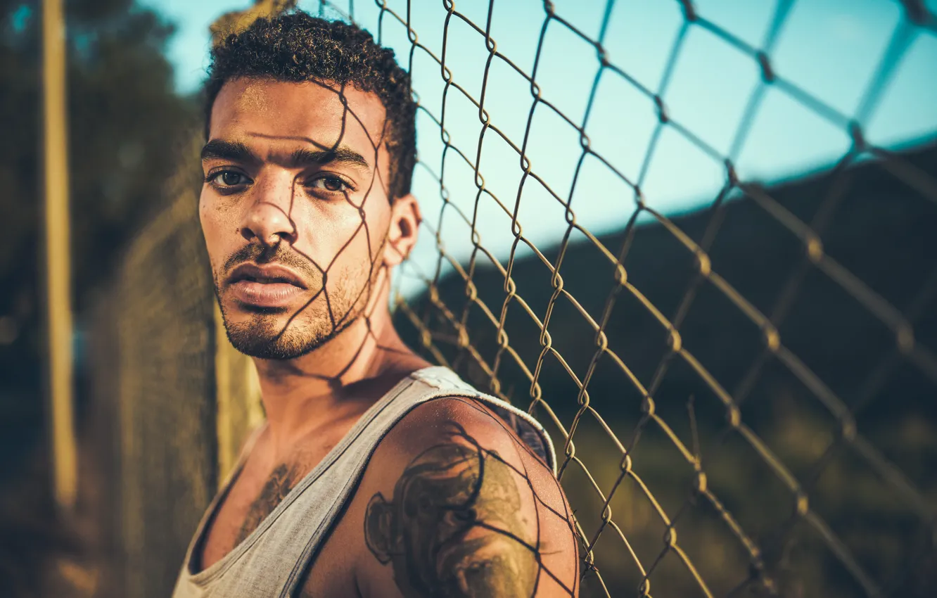 Photo wallpaper mesh, shadow, tattoo, lips, male, beard, sunlight, direct look