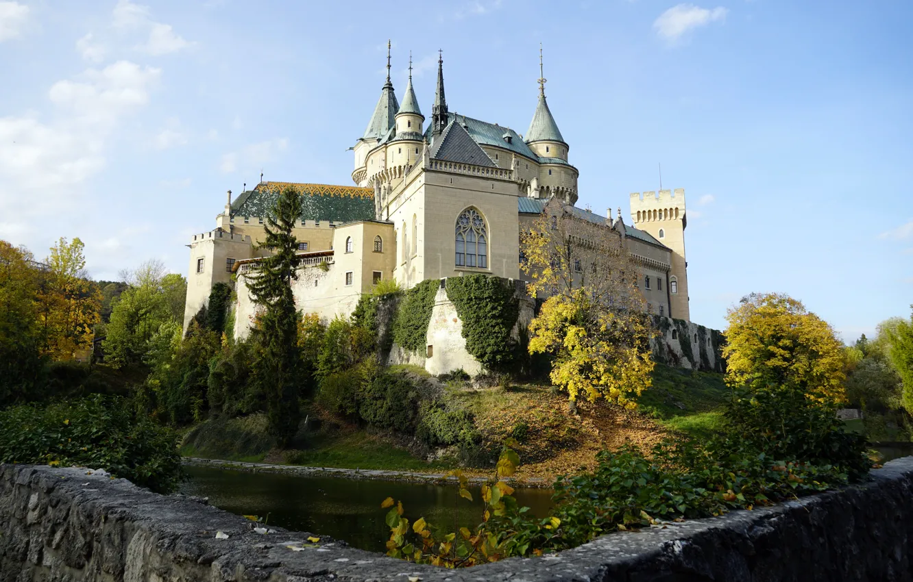 Photo wallpaper autumn, pond, castle, view, architecture, Slovakia