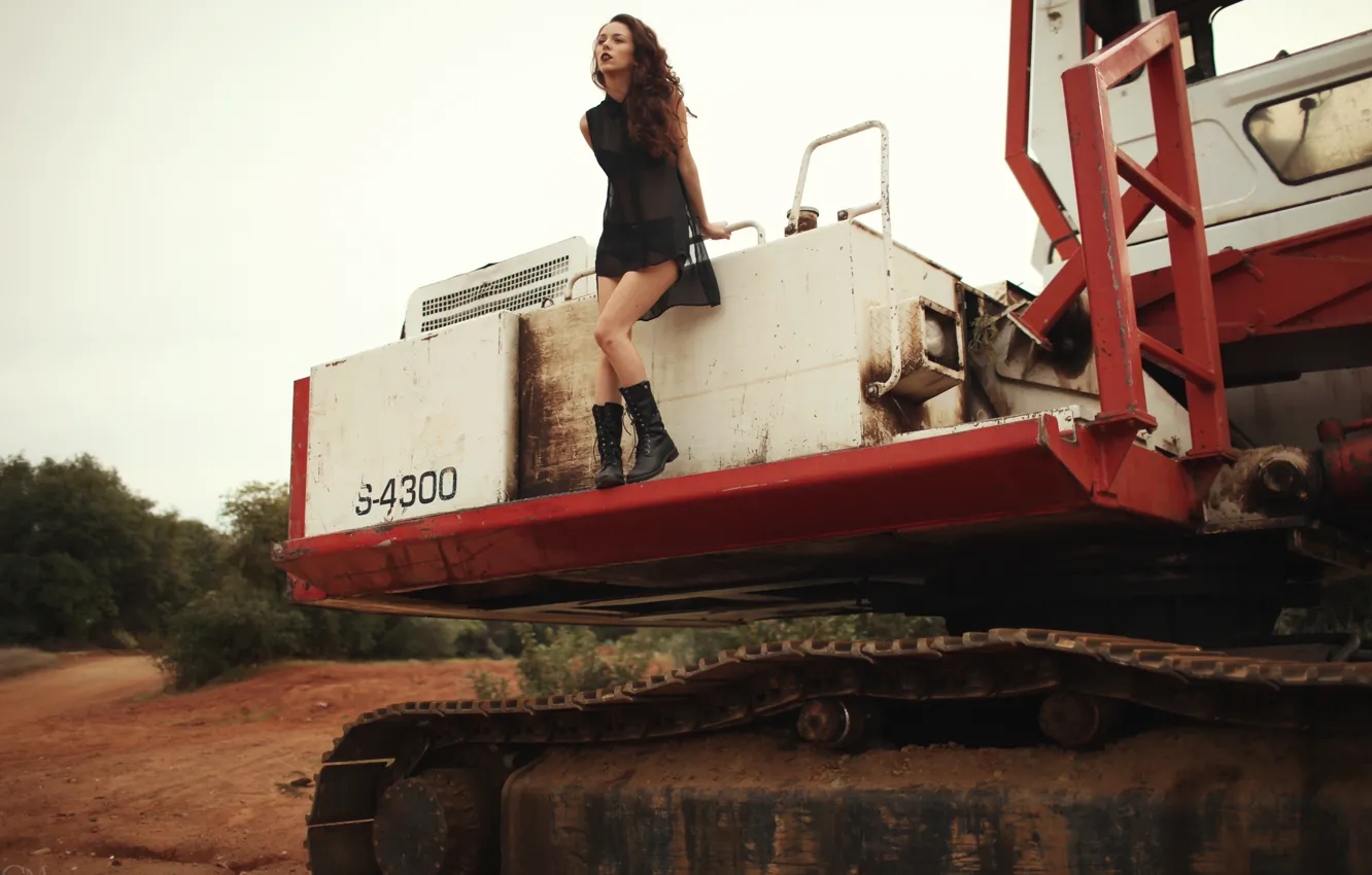 Photo wallpaper girl, legs, woman, model, Machine, tractor, female, Jacquie Glover