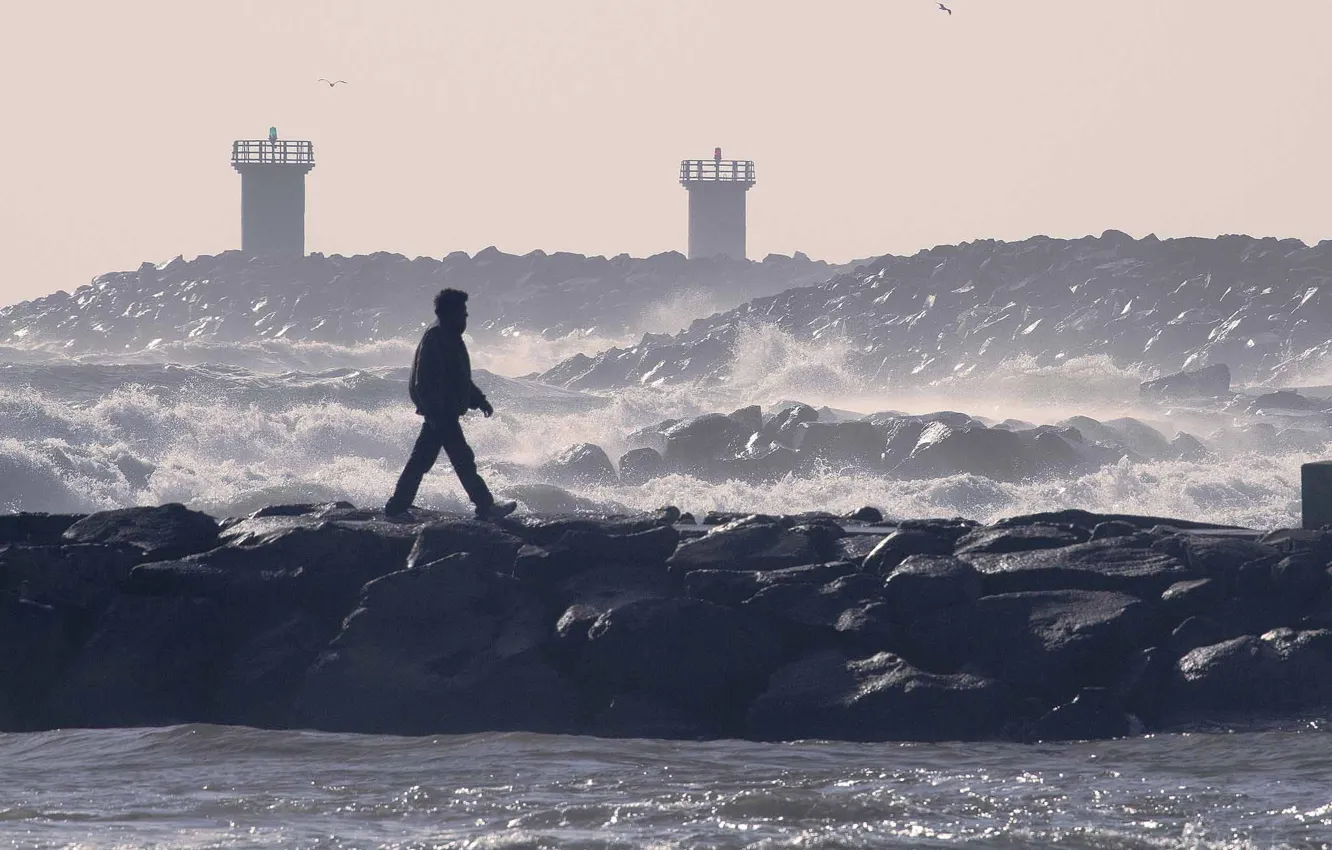 Photo wallpaper waves, sea, rocks, man, walking, seagulls, troubled sea