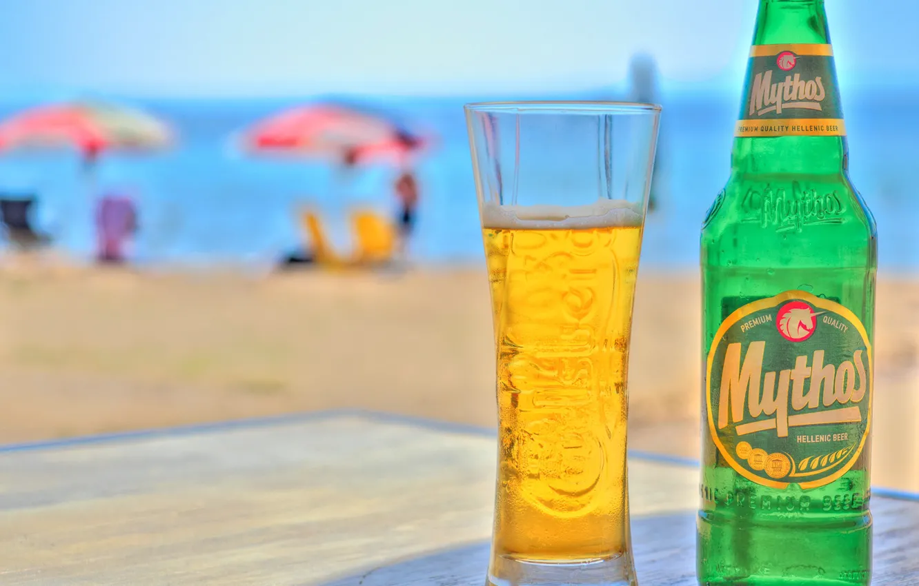 Photo wallpaper sea, glass, bottle, beer, drink