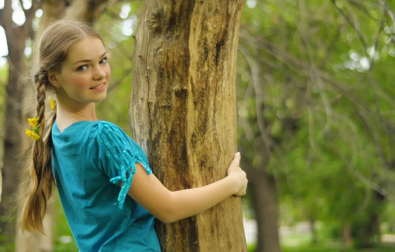 Photo wallpaper girl, trees, smile, dandelion, blonde, braid, gray-eyed