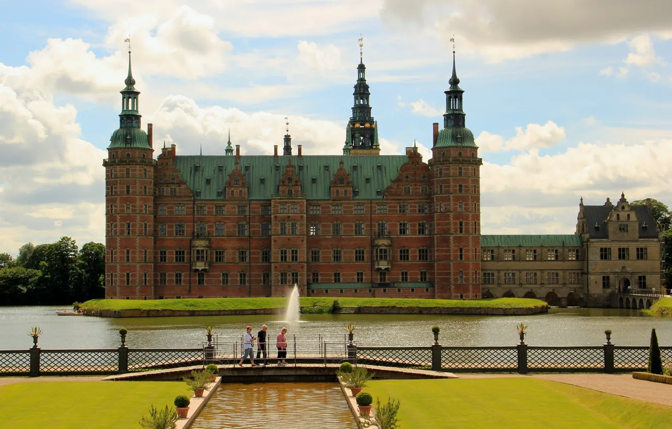 Photo wallpaper the sky, water, clouds, castle, fence, Frederiksberg, Denmark, beautiful