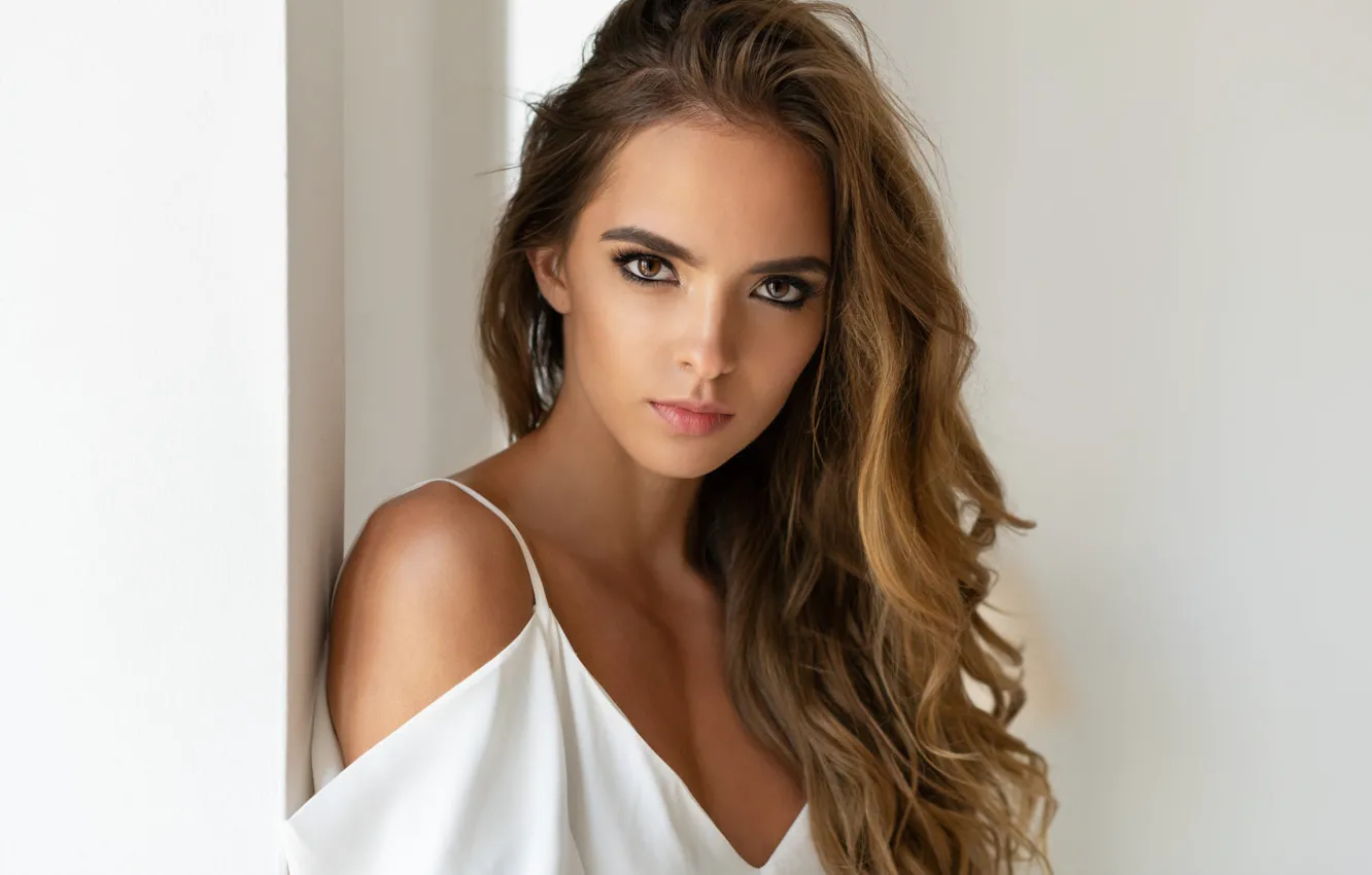 Photo wallpaper girl, long hair, brown eyes, woman, model, face, brunette