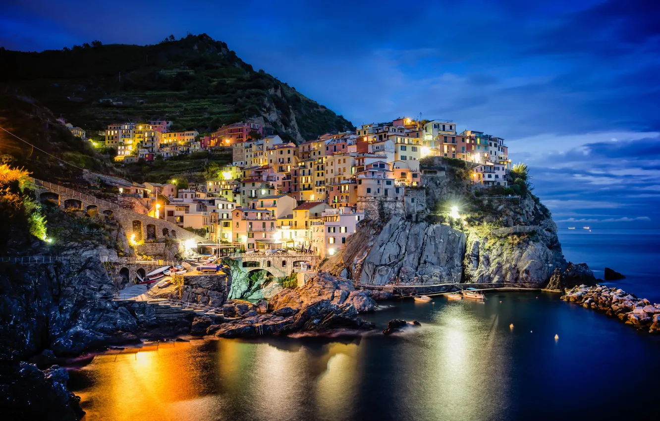 Photo wallpaper landscape, lights, rocks, the evening, Italy, town, Manarola Cinque Terre