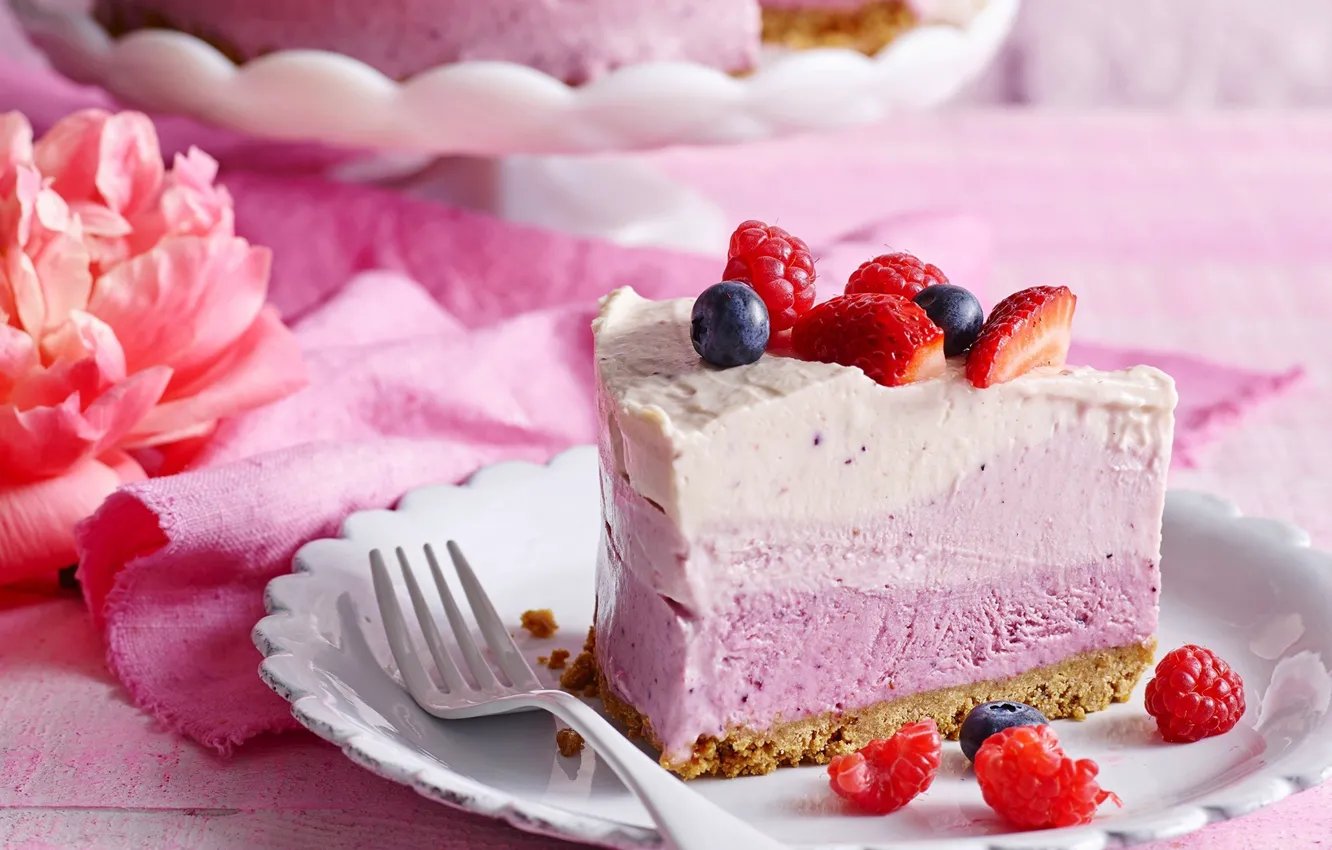 Photo wallpaper berries, cake, cream, piece