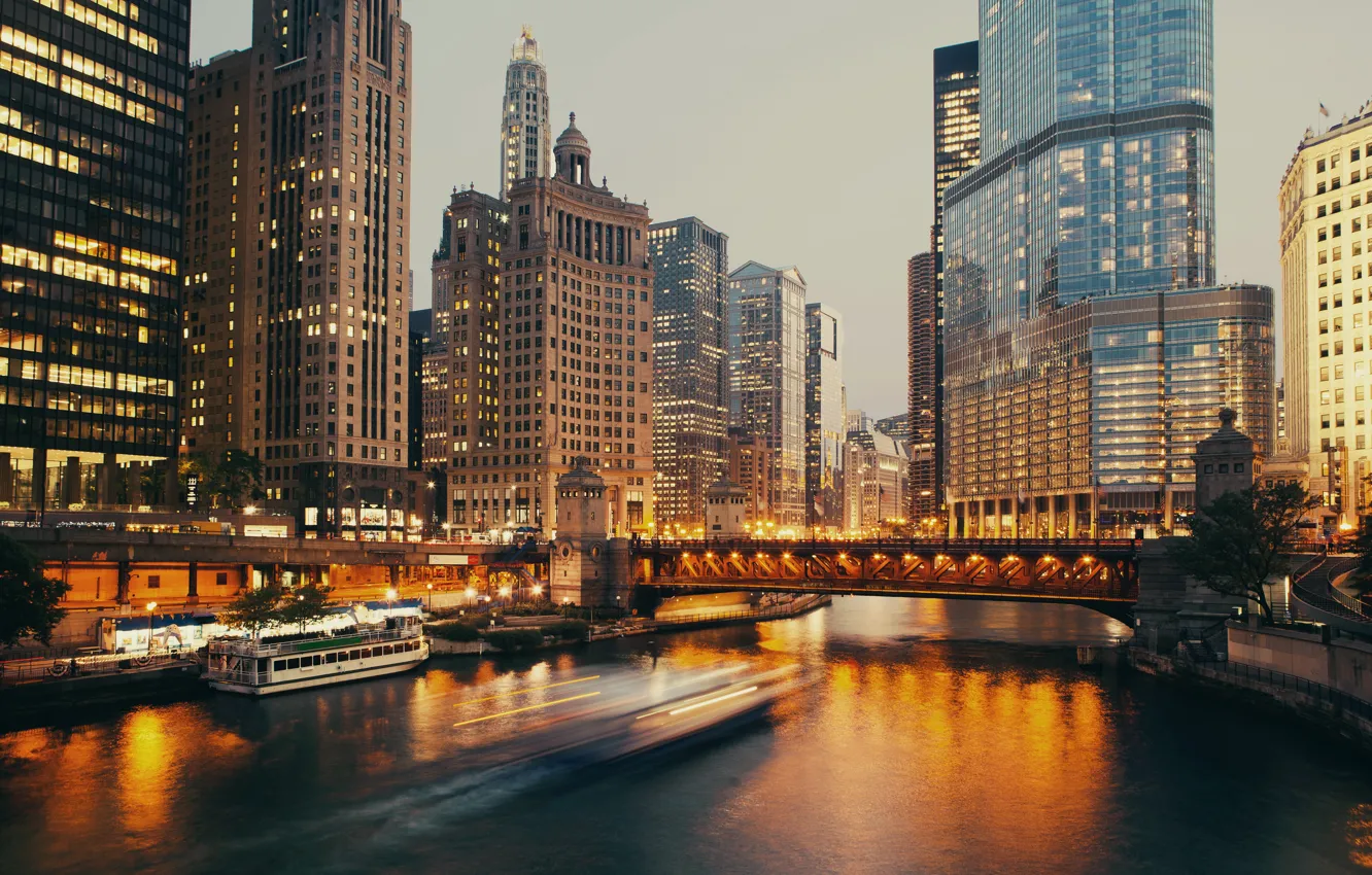 Photo wallpaper Home, The evening, Pier, The city, River, Chicago, Skyscrapers, Boat