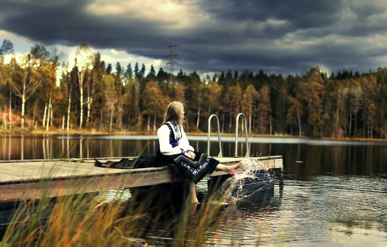 Photo wallpaper girl, bridge, lake