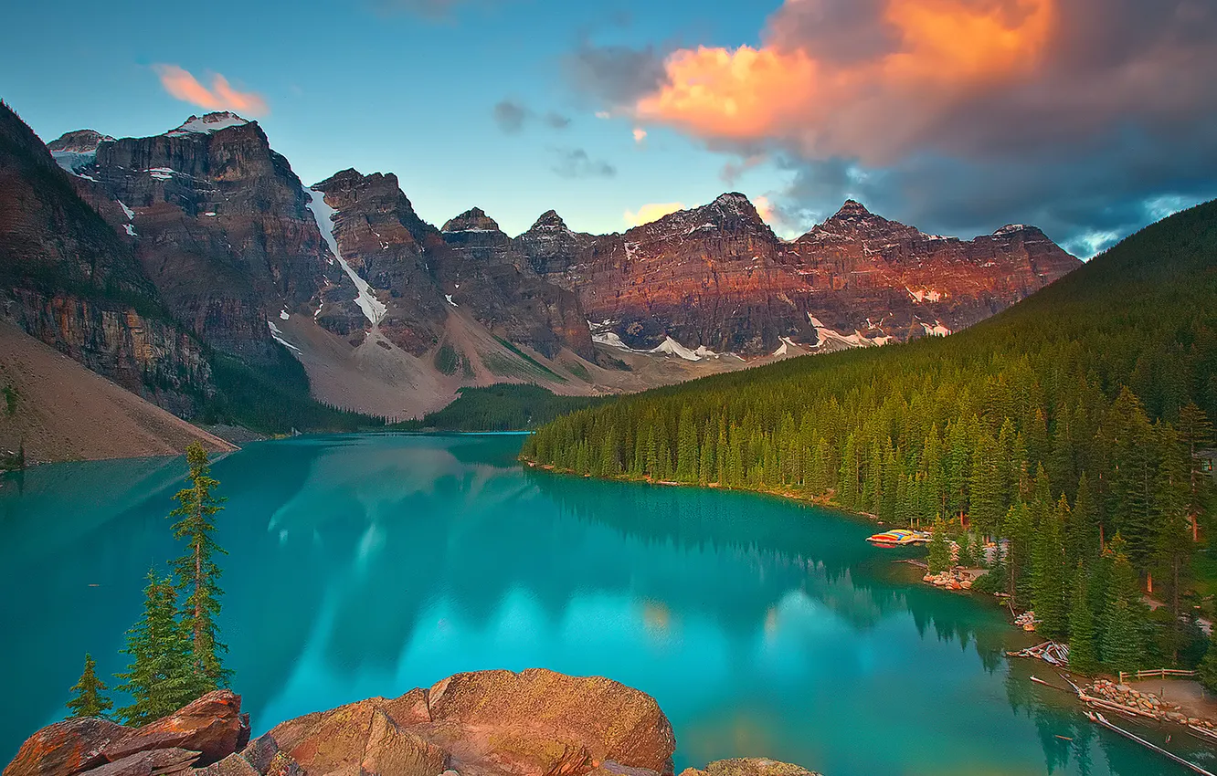Photo wallpaper forest, mountains, lake, canada, alberta, sunrise on moraine lake - banff