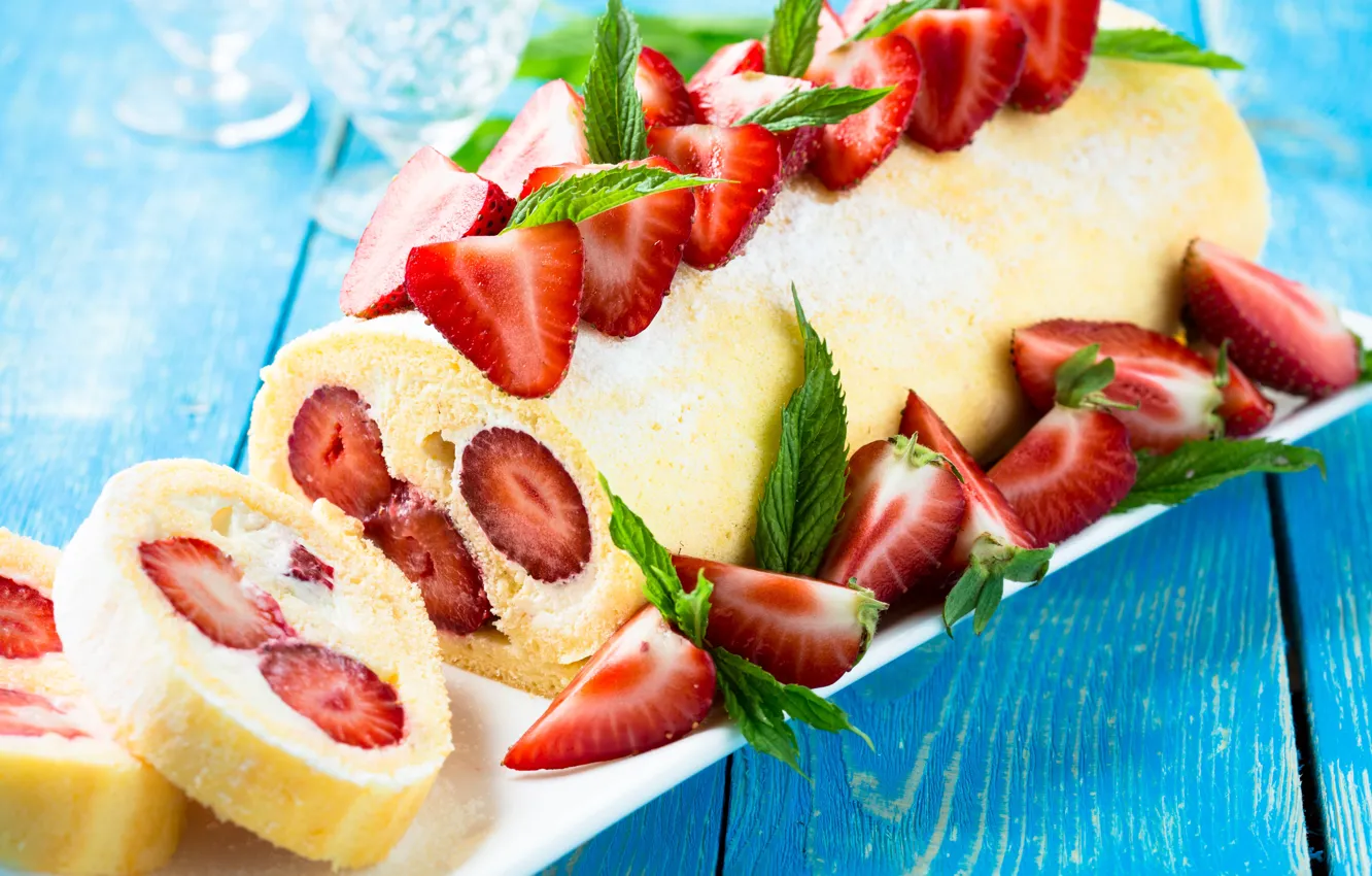 Photo wallpaper strawberry, roll, delicious, berries, biscuit, dessert, cakes, sweets