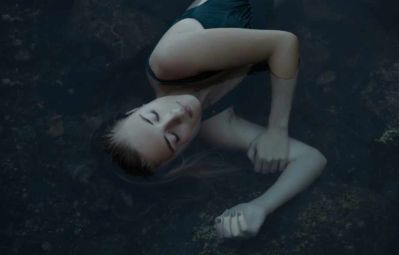Photo wallpaper tattoo, sponge, in the water, Greta Larosa
