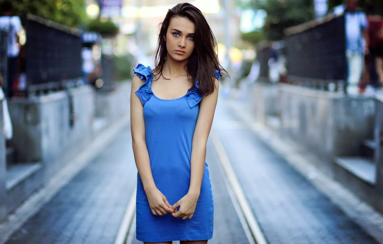 Photo wallpaper girl, the city, street