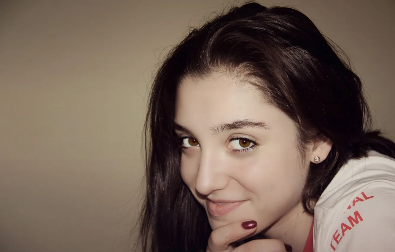 Photo wallpaper look, girl, face, smile, background, beauty, athlete, gymnast