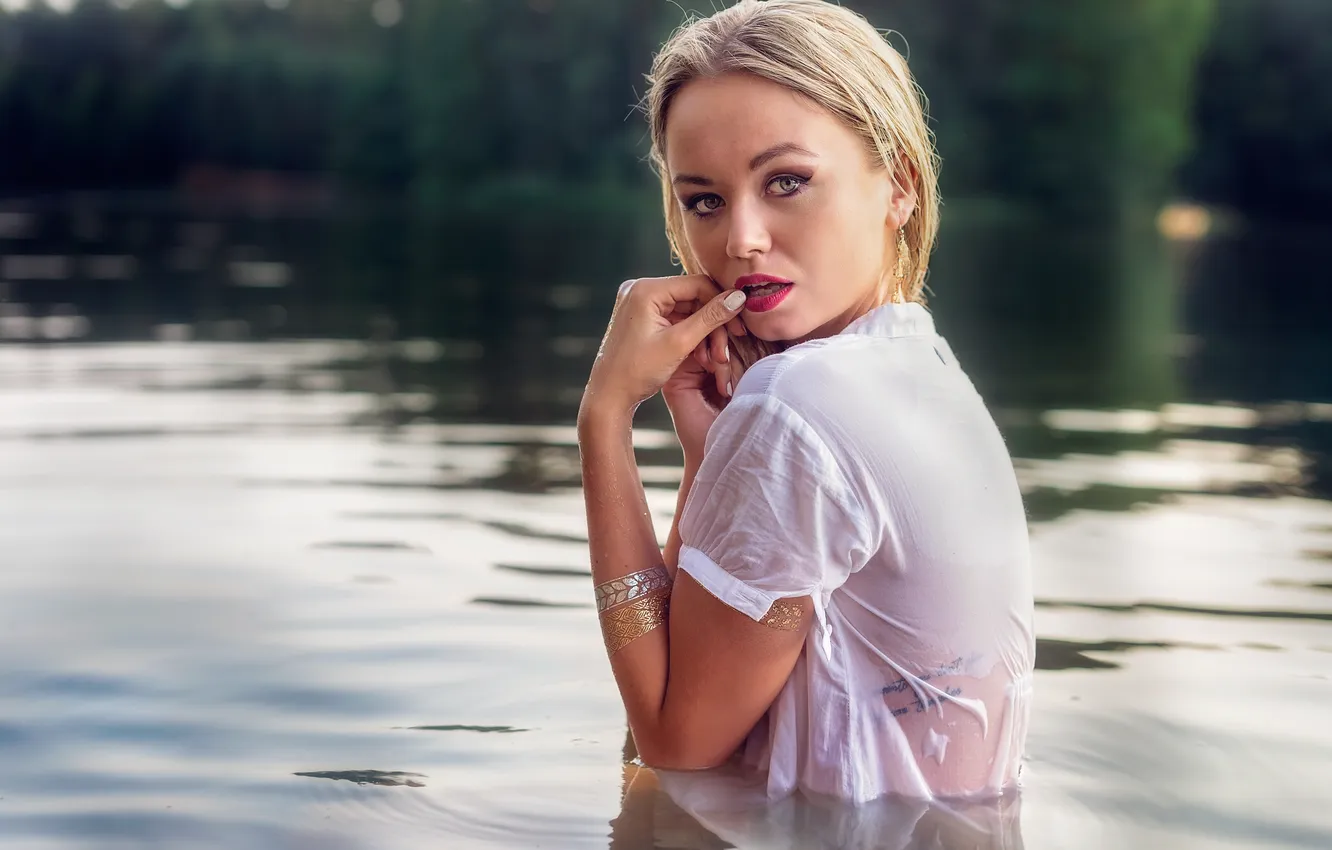 Photo wallpaper look, water, girl, face, hair