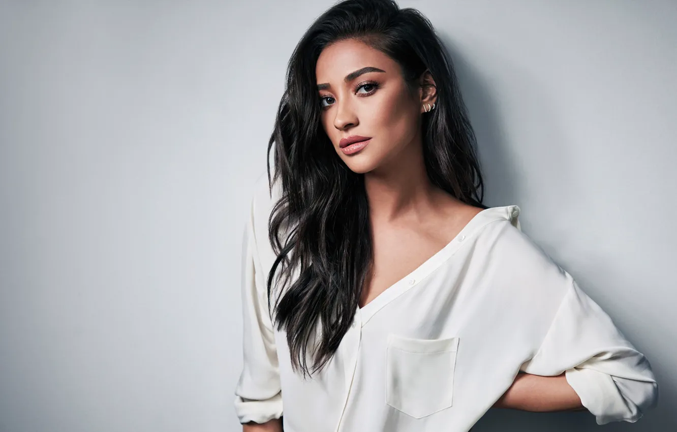 Photo wallpaper look, girl, hair, portrait, makeup, blouse, beautiful, Shay Mitchell