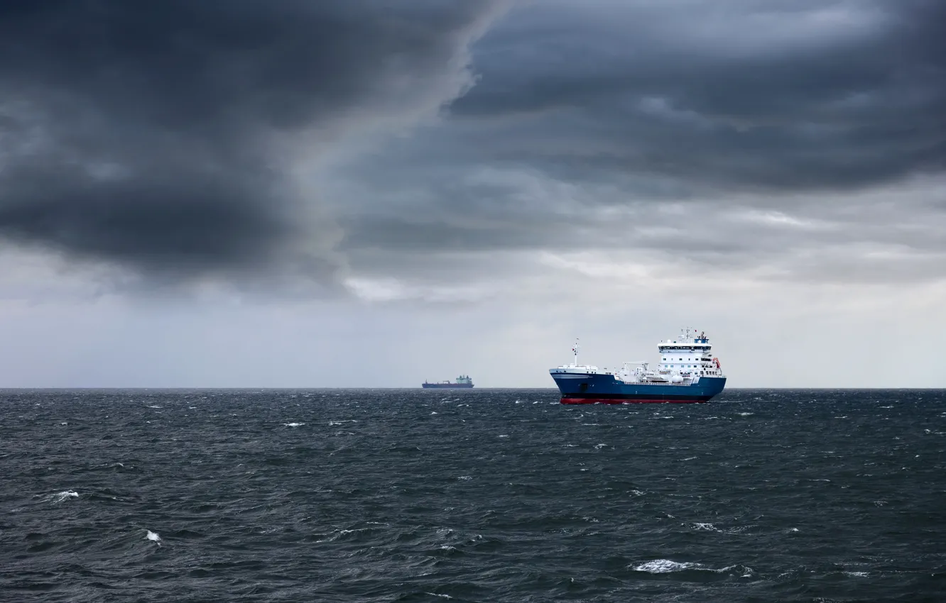 Photo wallpaper sea, clouds, overcast, ship, horizon, tanker, Dark storm clouds