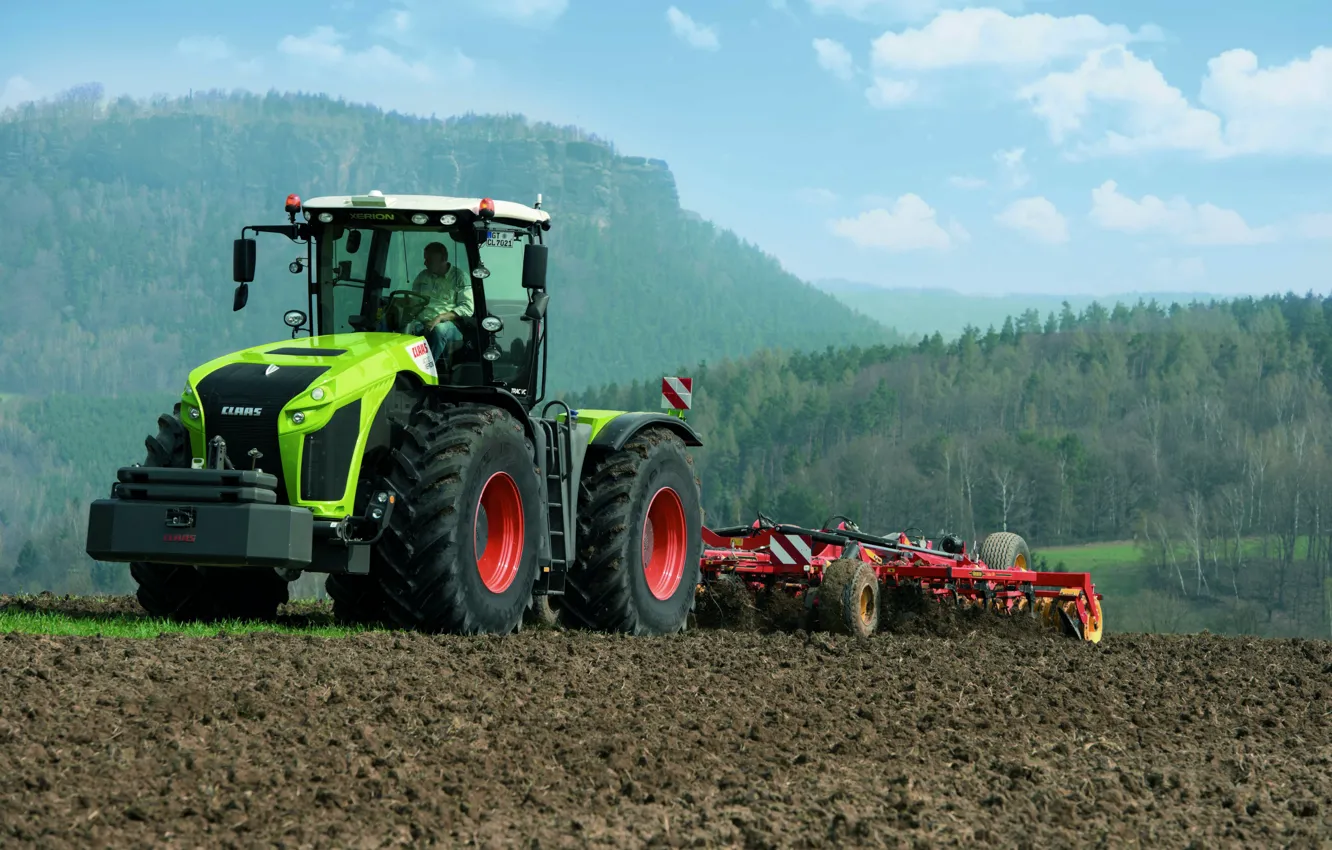 Photo wallpaper field, tractor, Claas, plowing, agricultural machinery, Xerion 4000