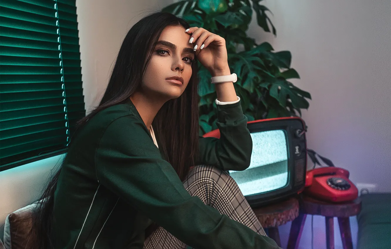 Photo wallpaper look, pose, room, model, portrait, makeup, TV, brunette