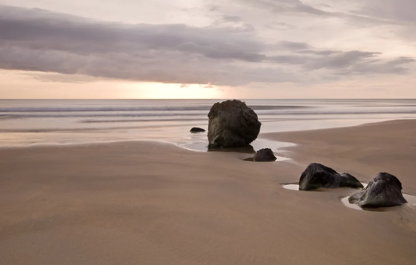 Photo wallpaper sand, sea, clouds, sunset, stones, minimalism, puddles