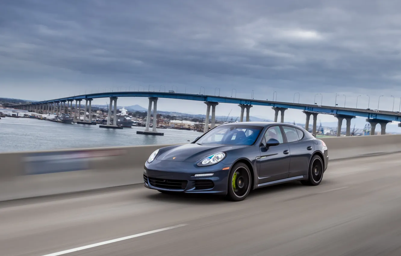 Photo wallpaper North America, bridge, road, Porsche Panamera S E-Hybrid