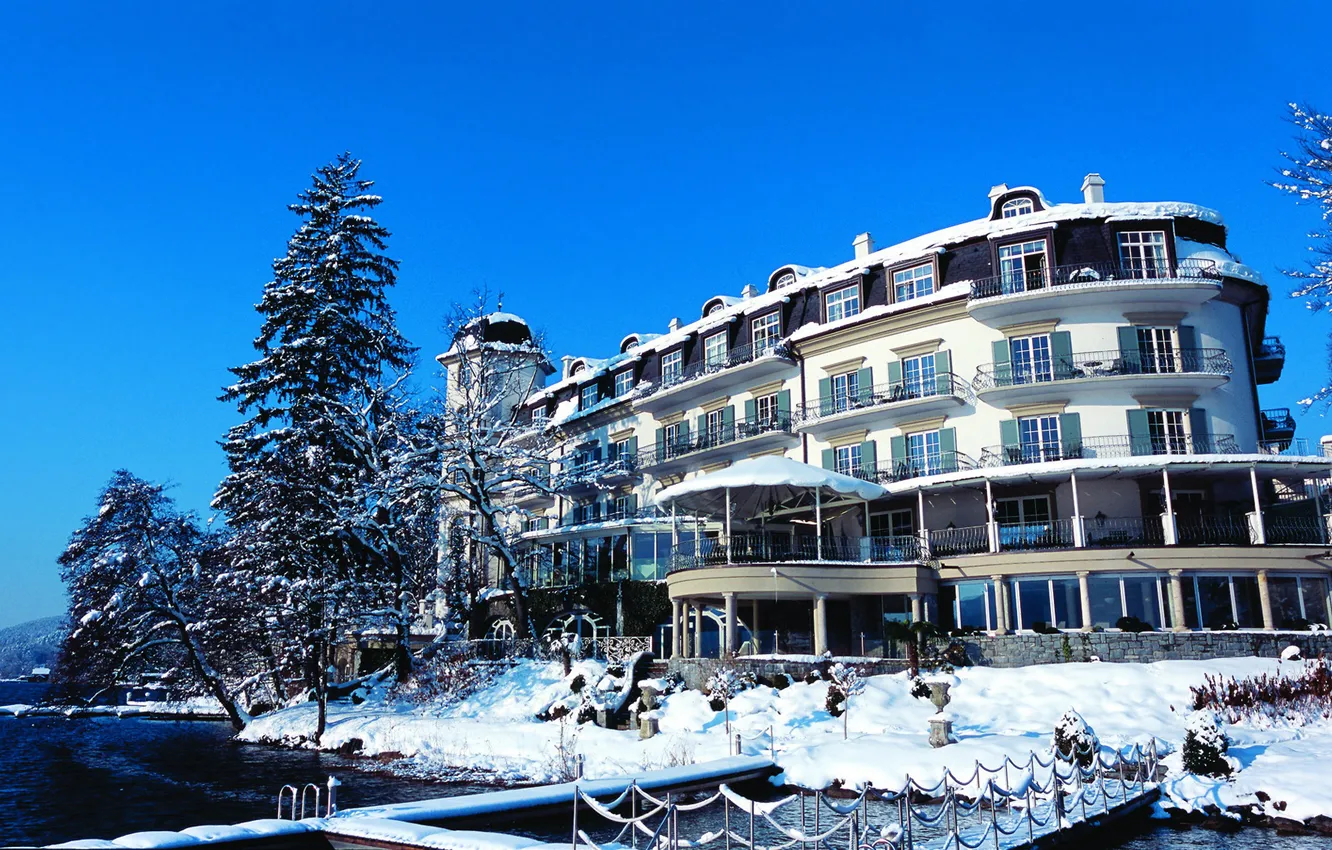 Photo wallpaper winter, snow, trees, lake, river, spruce, umbrella, the hotel