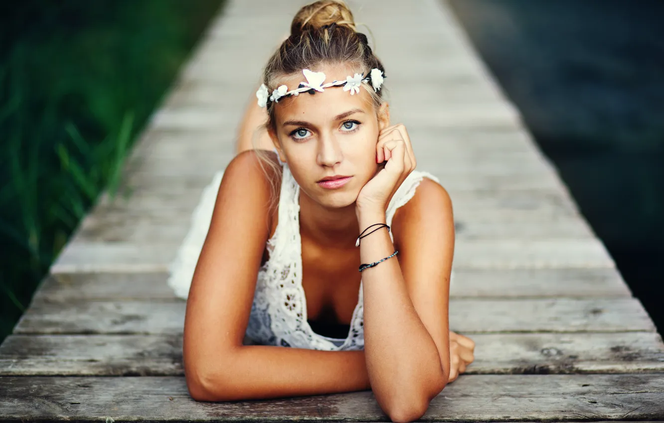 Photo wallpaper eyes, trees, lake, blonde, wood, eyes, lake, blonde