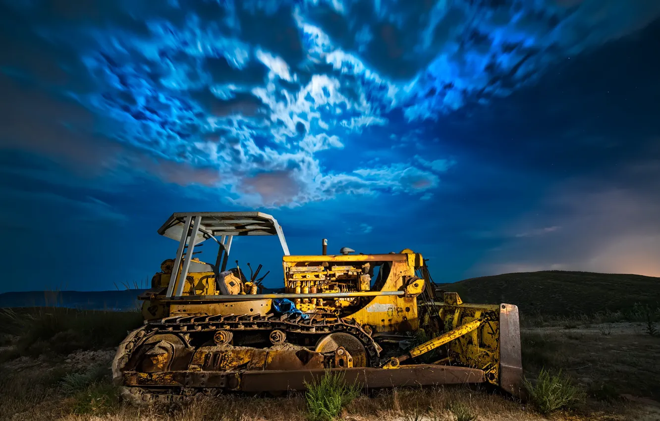Photo wallpaper field, night, tractor, bulldozer