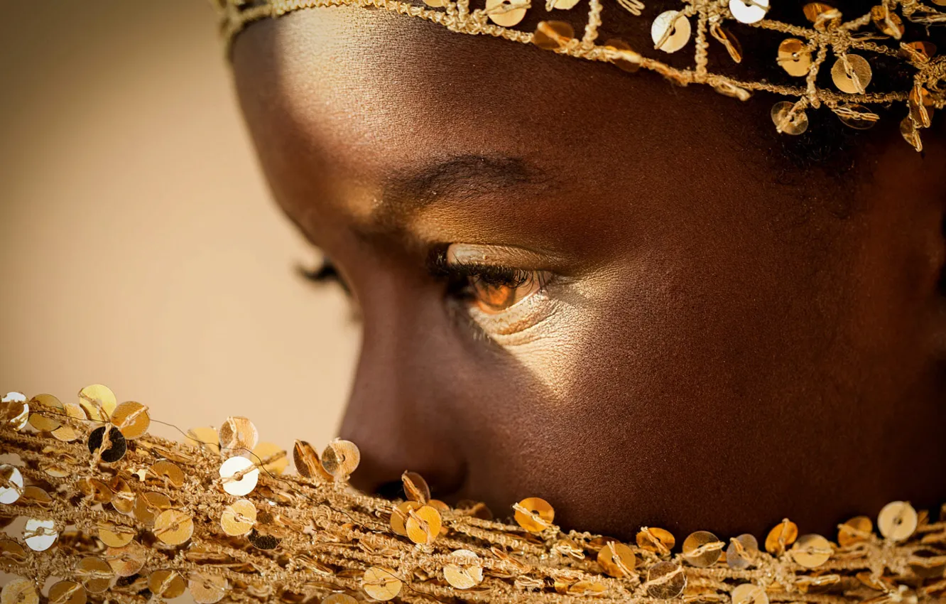 Photo wallpaper eyes, look, decoration, face, sequins, girl, profile, photographer Joachim Bergauer