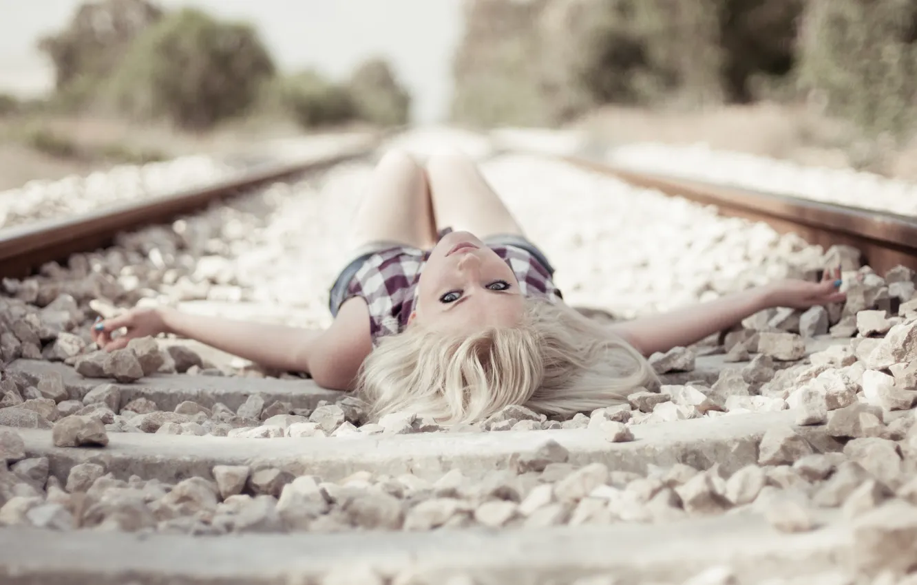 Photo wallpaper look, girl, trees, rails, blonde, lies