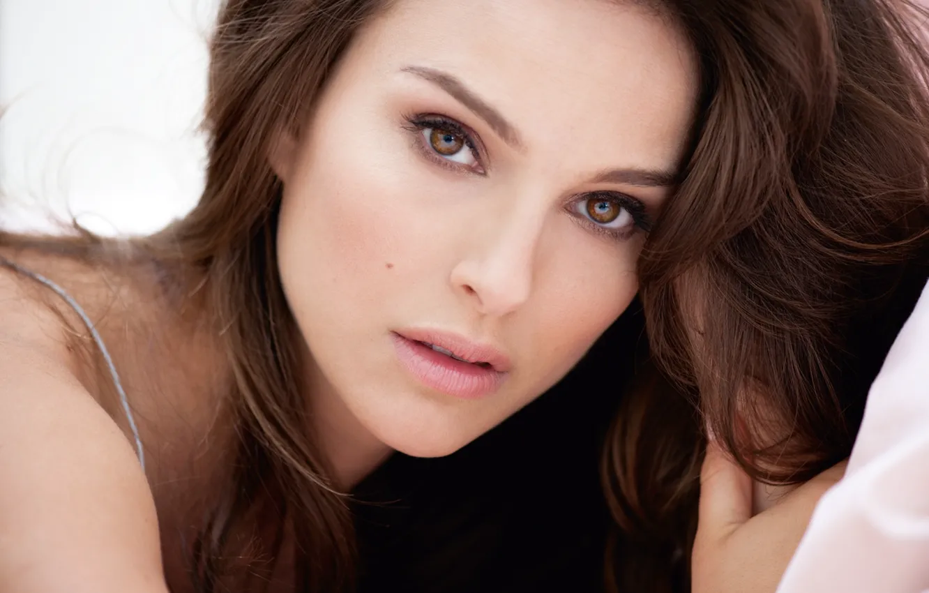 Photo wallpaper look, face, portrait, makeup, actress, hairstyle, beauty, Natalie Portman