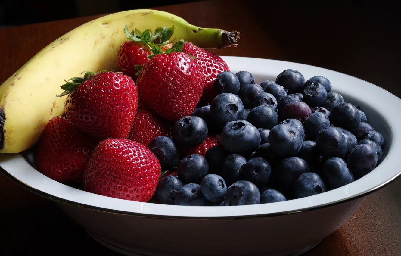 Photo wallpaper table, blueberries, strawberry, berry, plate, banana