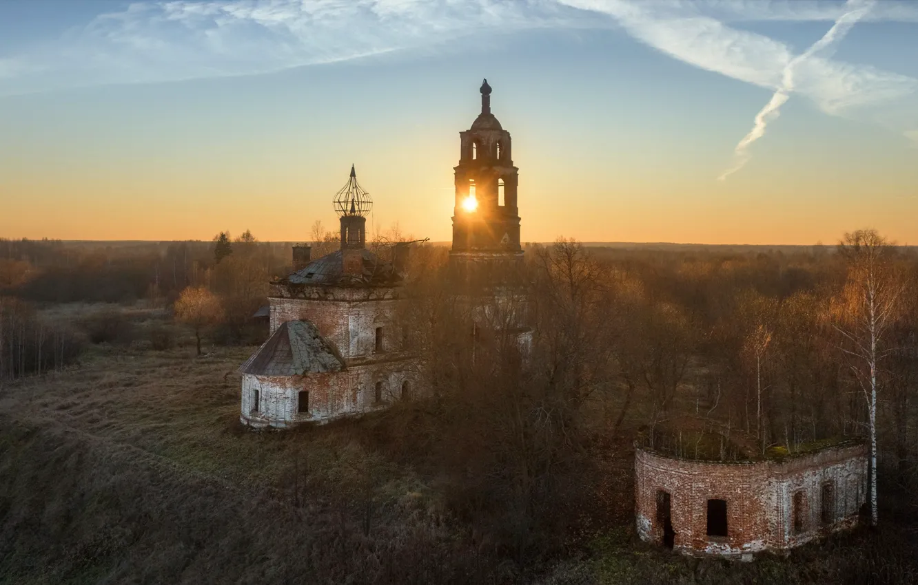 Photo wallpaper Russia, abandoned church, Yaroslavl region