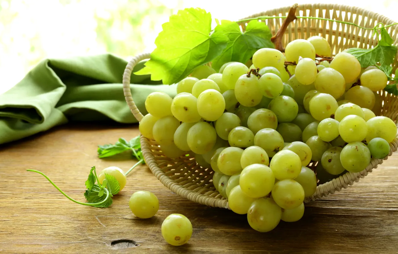 Photo wallpaper white, leaves, berries, grapes, bunch