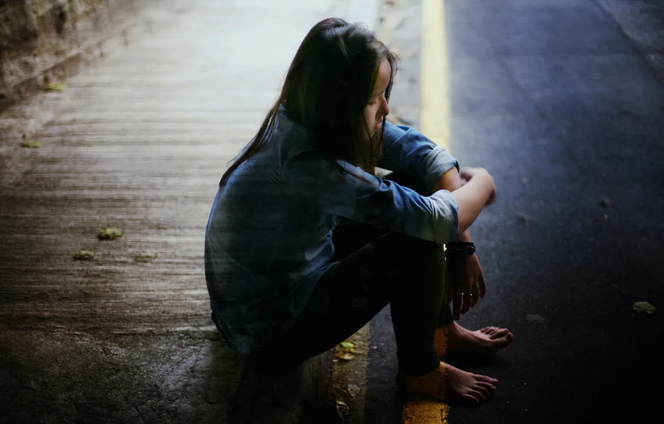 Photo wallpaper mood, street, girl, installation