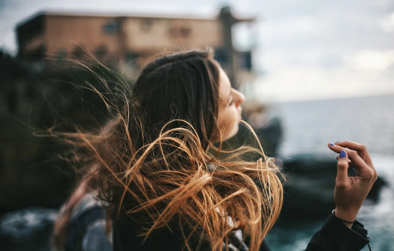 Photo wallpaper girl, hair, manicure