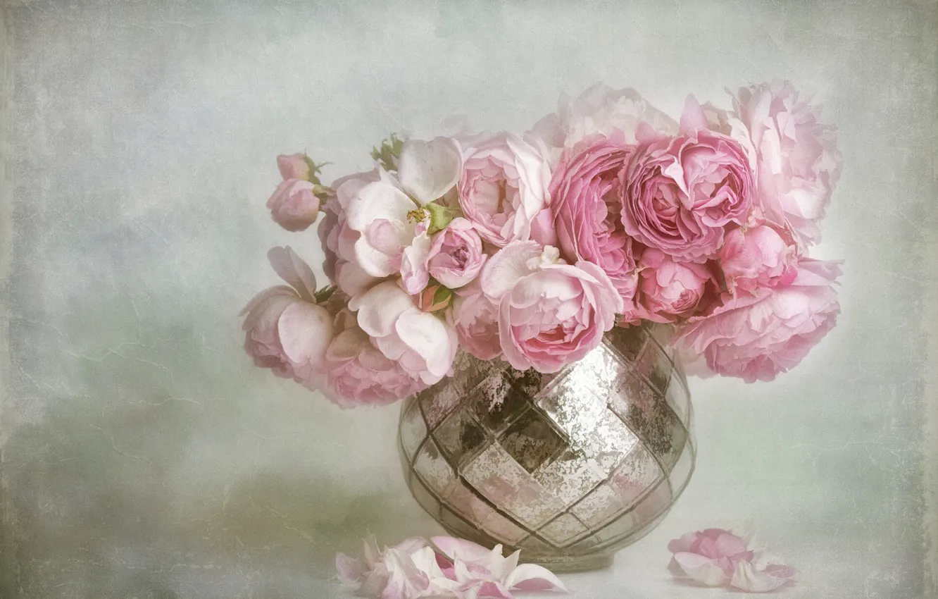 Photo wallpaper flowers, background, roses, bouquet, petals, art, vase, pink